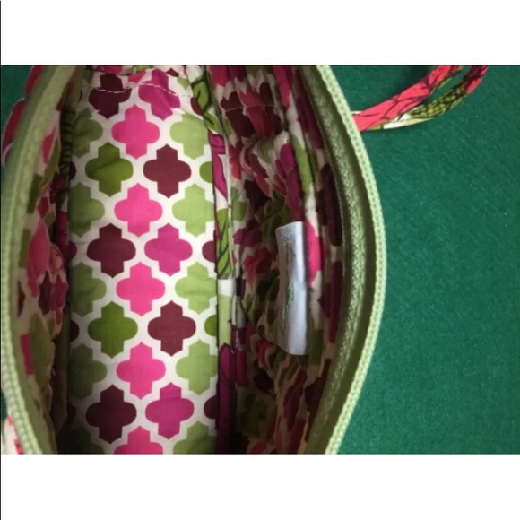 Vera Bradley Red Multi Color Zip Close Women Purse - Picture 3 of 6